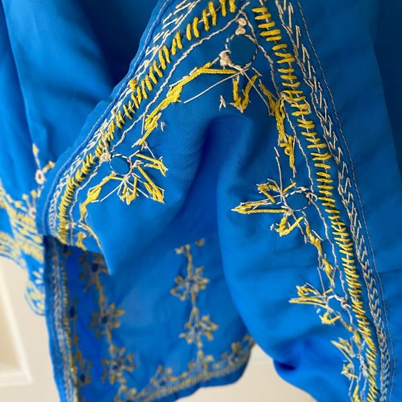 Beautiful Handmade Indian Tunic (Kurta) - Colorful Stitching & Small Mirrors - Picture 5 of 5